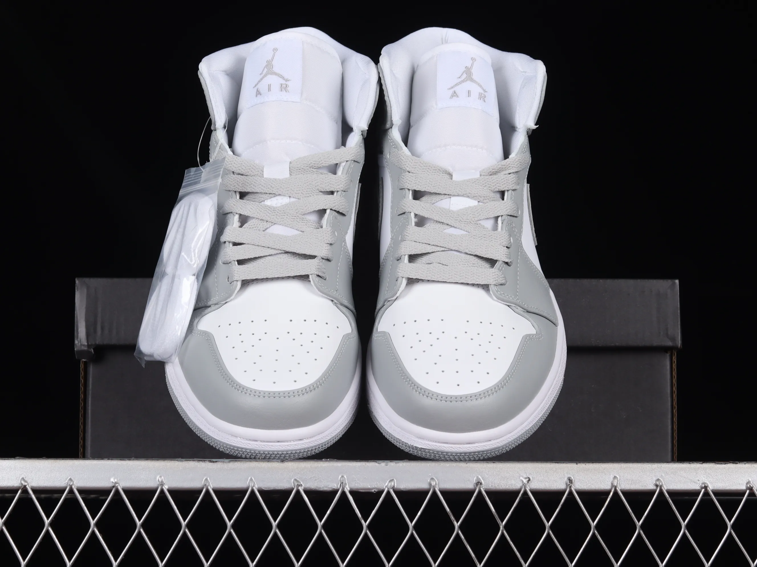 All categories Air Jordan Jordan series basketball shoes Air Jordan 1 Mid Air Jordan 1 Mid "Grey Sail" AJ Joe 1 New White Gray China Basketball Shoes BQ6472-115